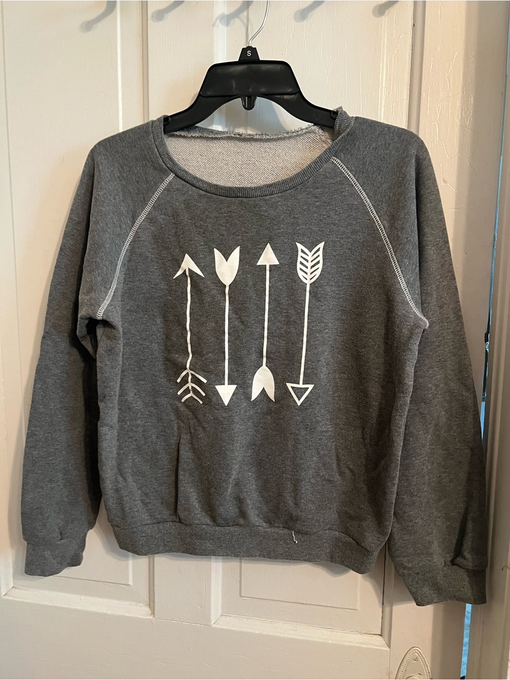 Gray Arrow Graphic Sweatshirt